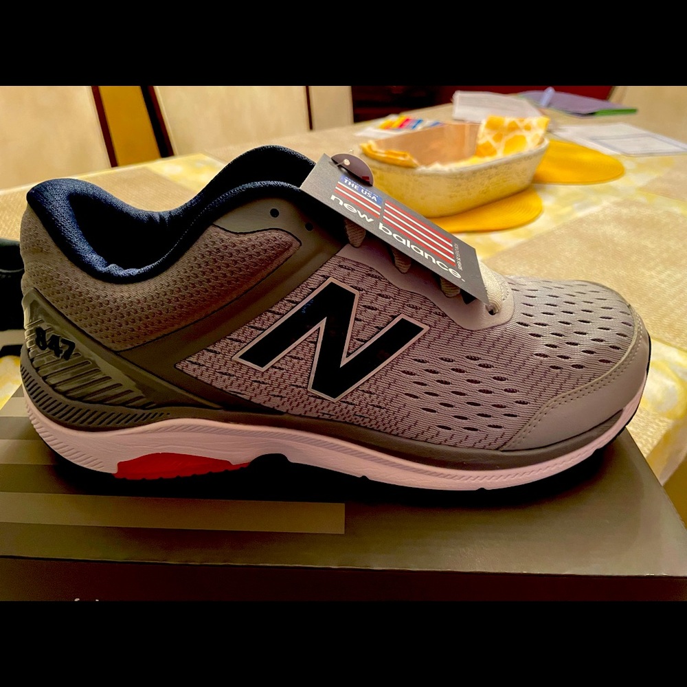 New Balance 847v4 Mens